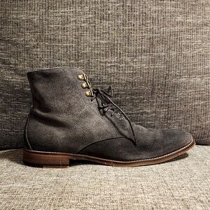 Banana Republic Men's Suede Ankle Boots